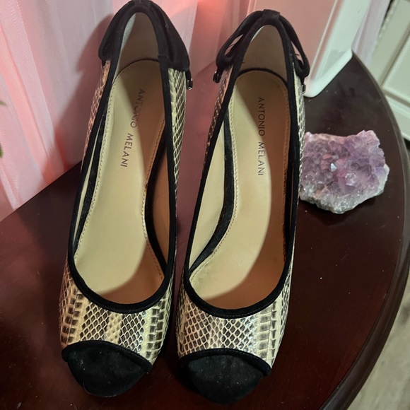 Antonio Melani open toe pumps Snakeskin with black velvet accents and bows - Picture 5 of 6